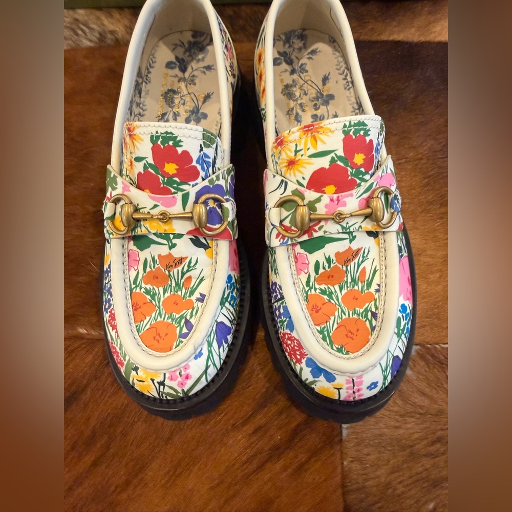 GUCCI Ken Scott Floral Print Lug Sole Loafers - Picture 4 of 9